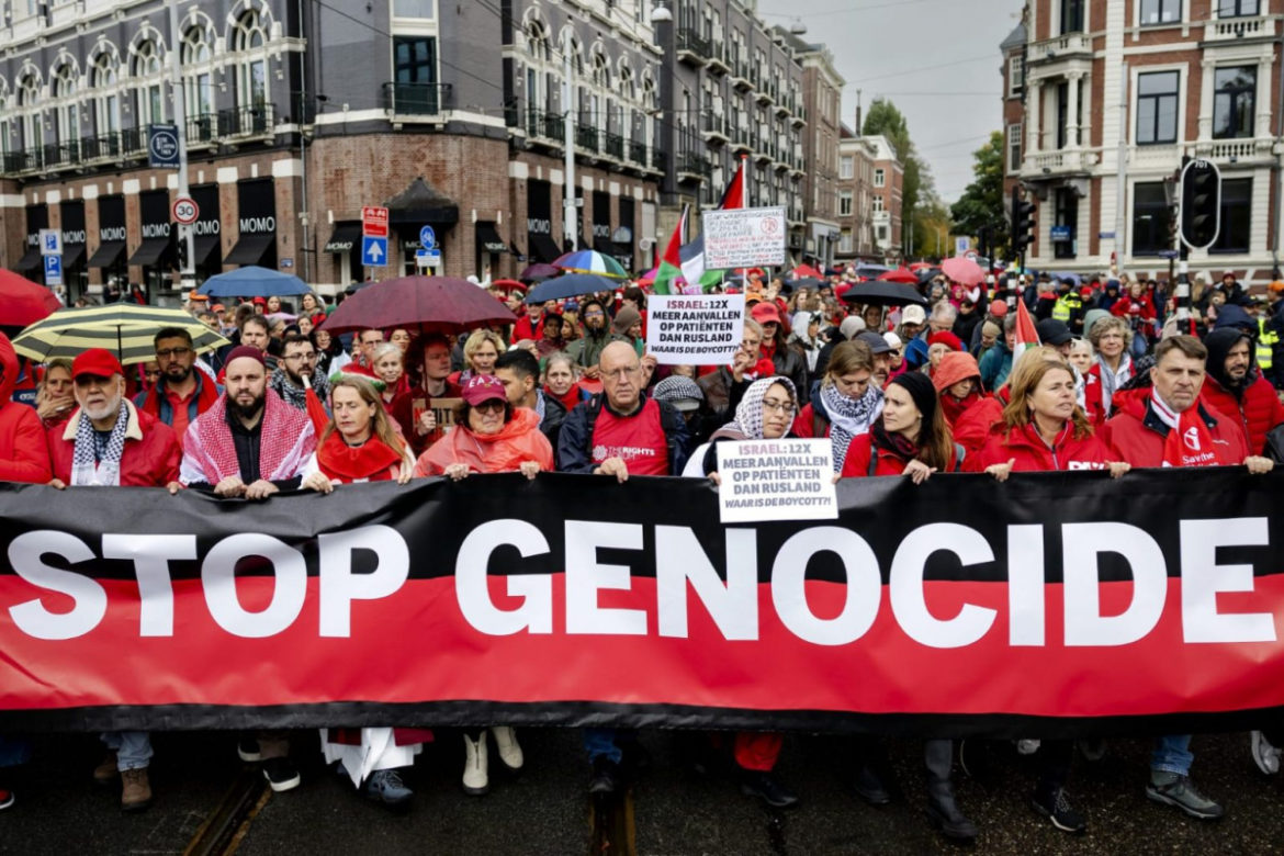 Планета протестует