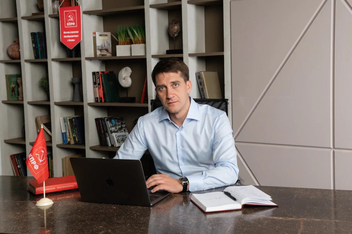 Александр Ищенко: зачем ЦБ спровоцировал сетевую войну?