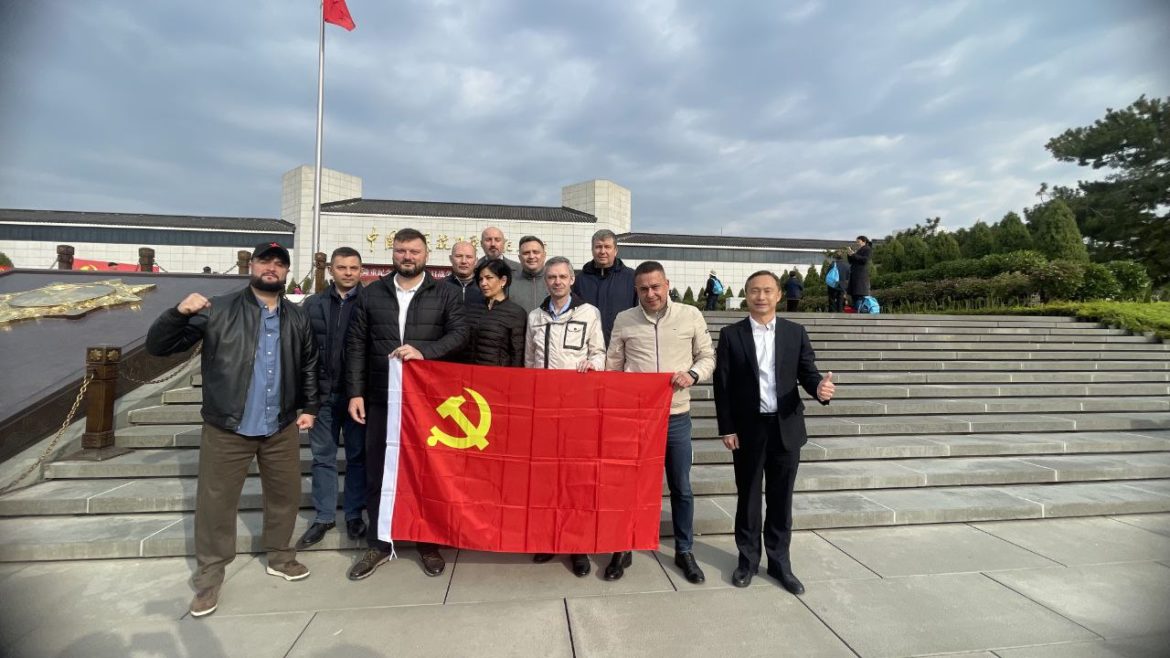 Единство в истории, эффективность в управлении