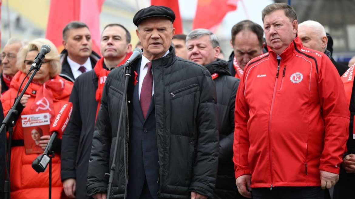 Мы за Знамя, которое поднял Ленин