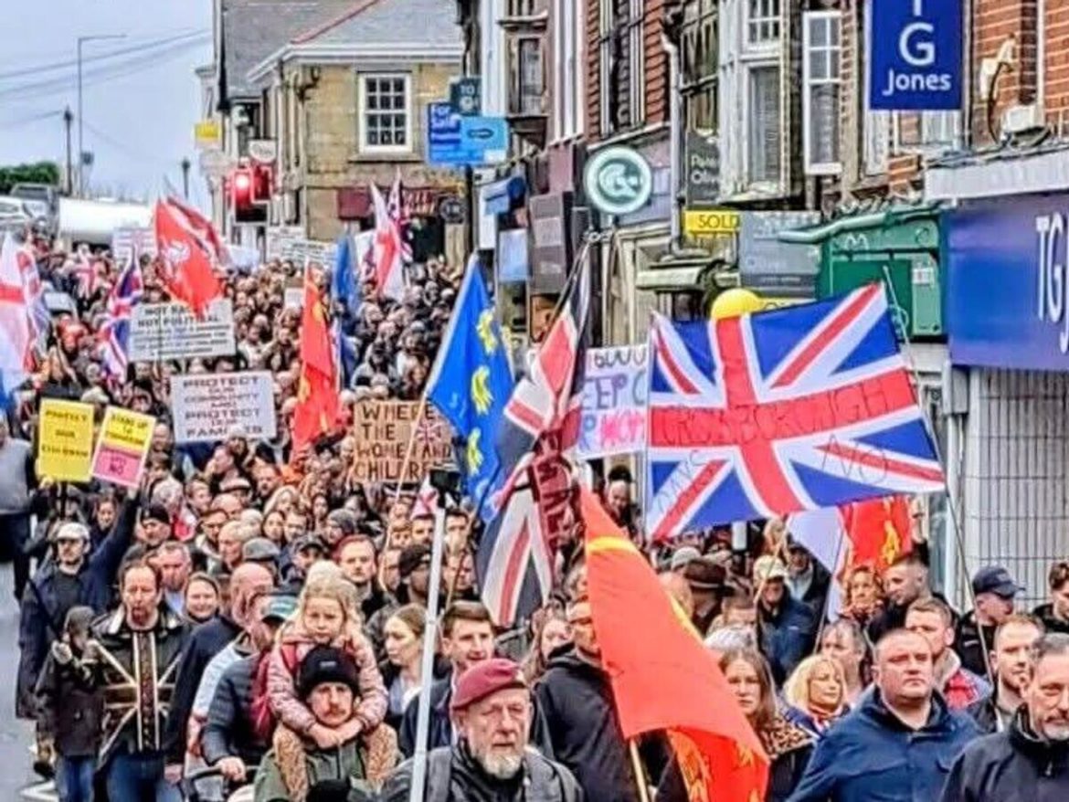 Планета протестует