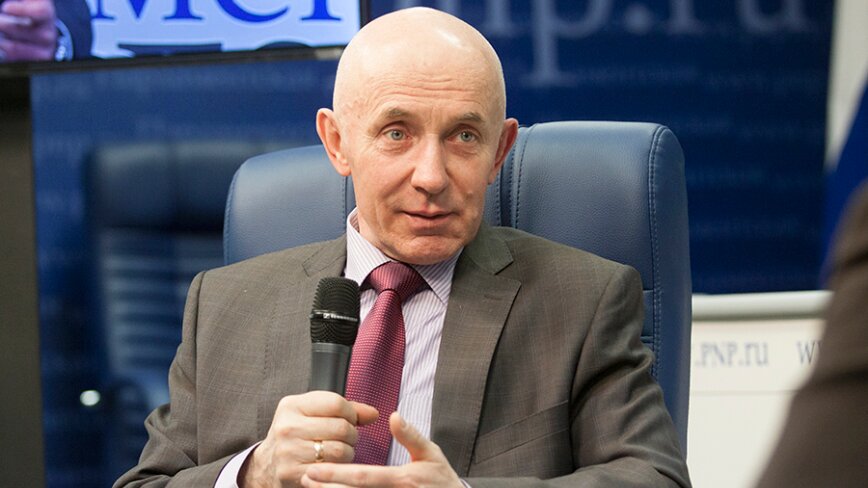 Ю.П. Синельщиков: «Поддерживая законопроект, фракция КПРФ предлагает в дальнейшем акцентировать внимание законодателя на проблемах ранней профилактики преступности»