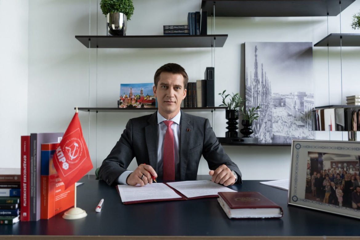 Поздравляем с Днём рождения Александра Ищенко