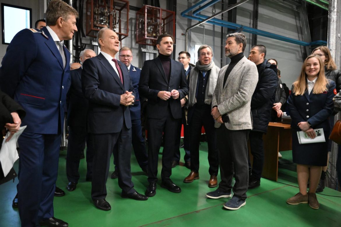 Геннадий Зюганов принял участие в открытии тематического поезда, посвященного Орловской области