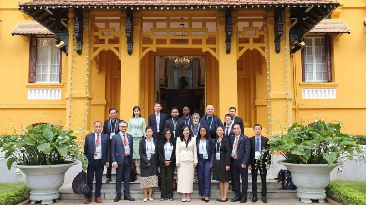 Партия заботится обо всех