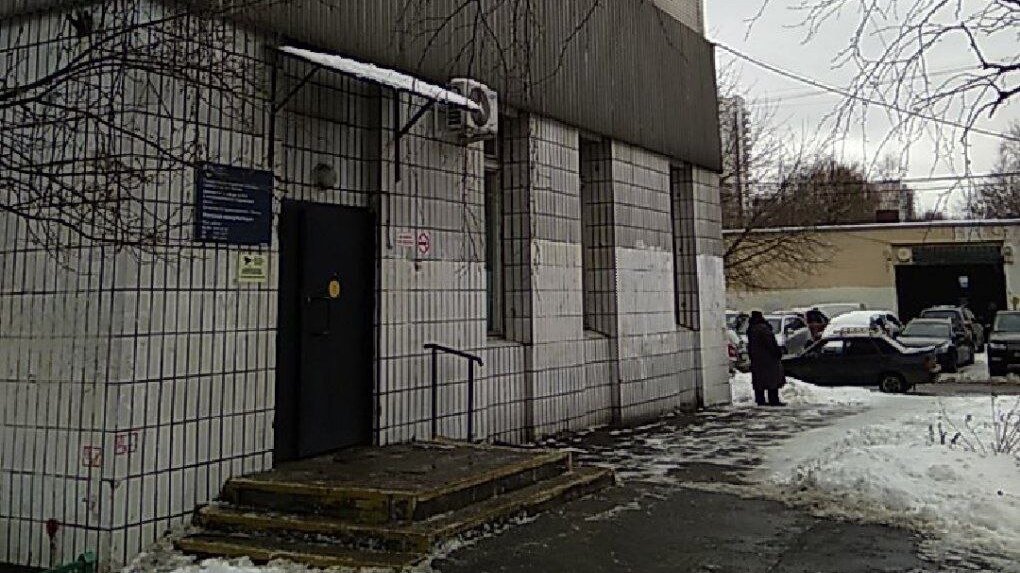 Москва. Народная приемная КПРФ. Минздрав России не видит проблем в закрытии женских консультаций в Москве