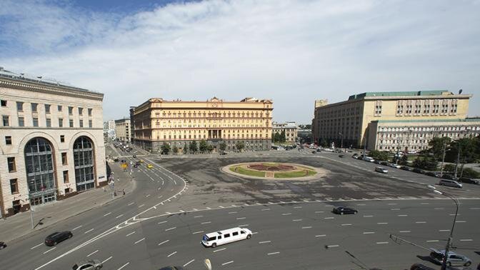 Иван III, Иван Грозный, Дзержинский… Кому достанется «свято место» на Лубянке?