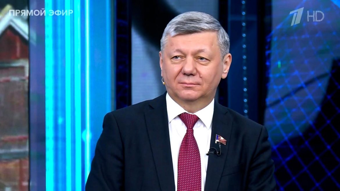 Дмитрий Новиков о притязаниях Дональда Трампа