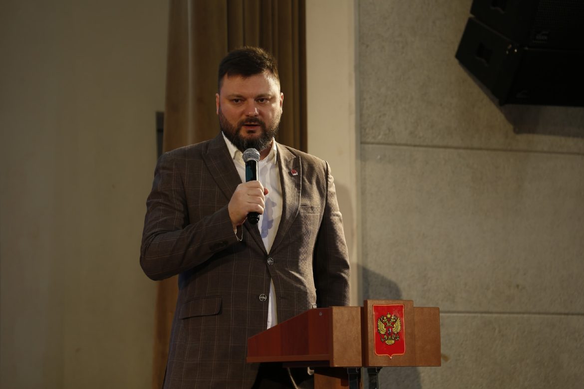 Виктор Царихин выступил на радио «Аврора»