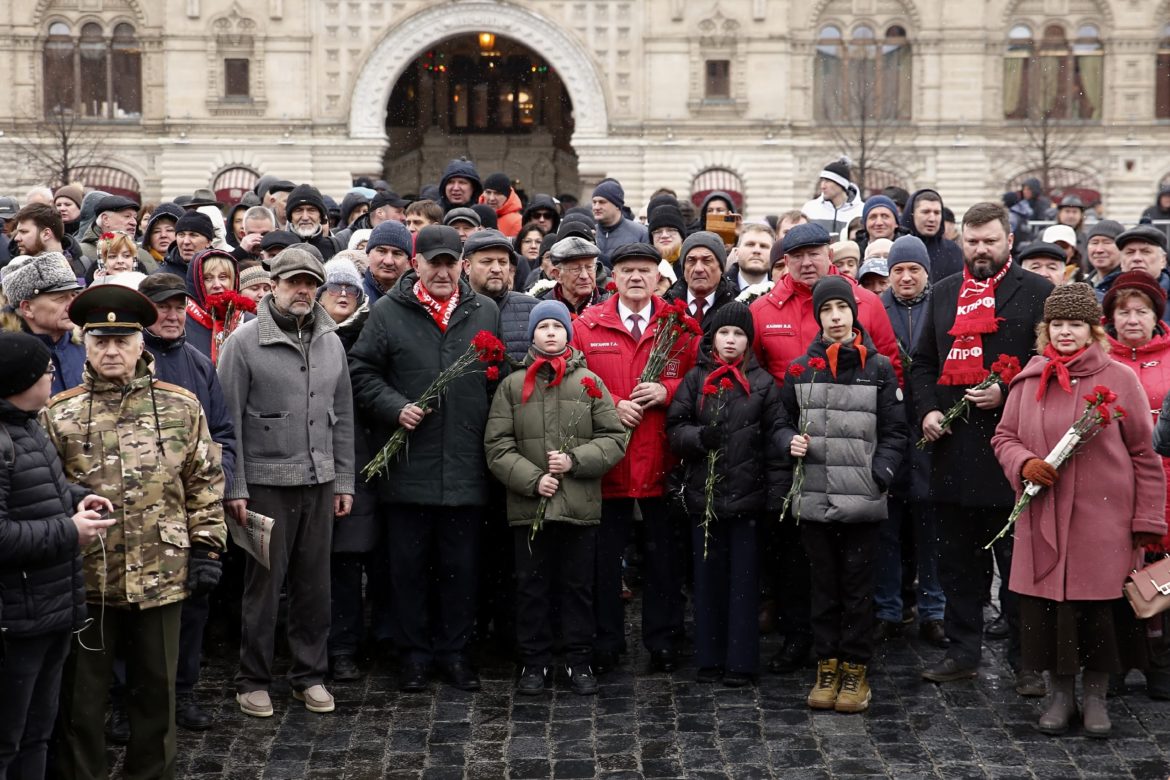 Подвиг героев космоса – в памяти народа!