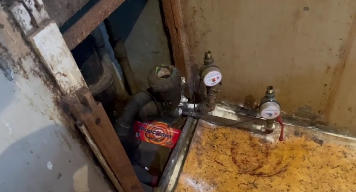 Привести в порядок жилые дома района Отрадное