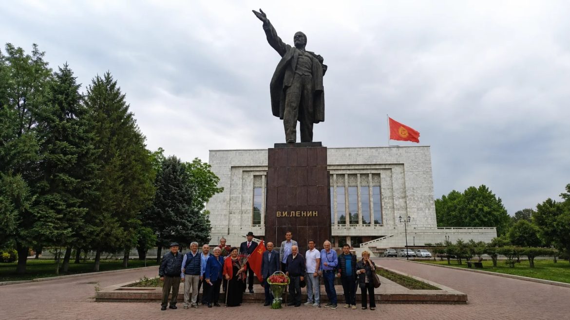 Неугодный Первомай