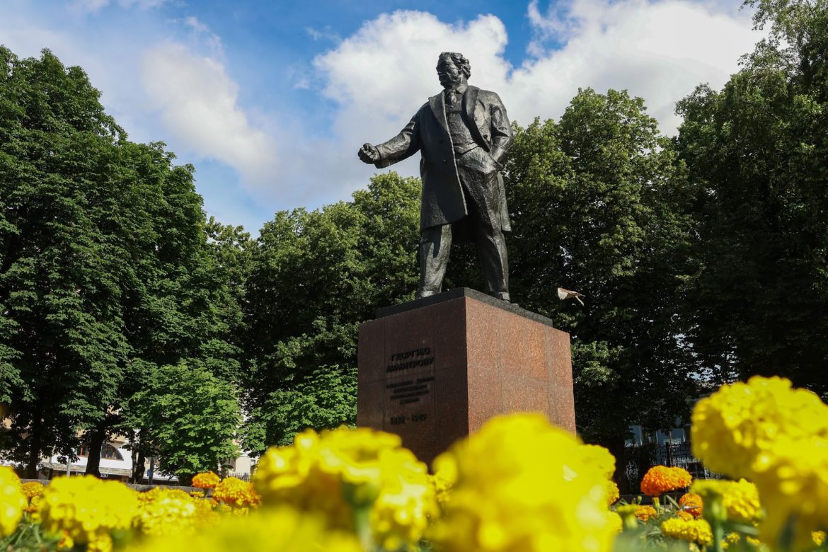 Герои не умирают