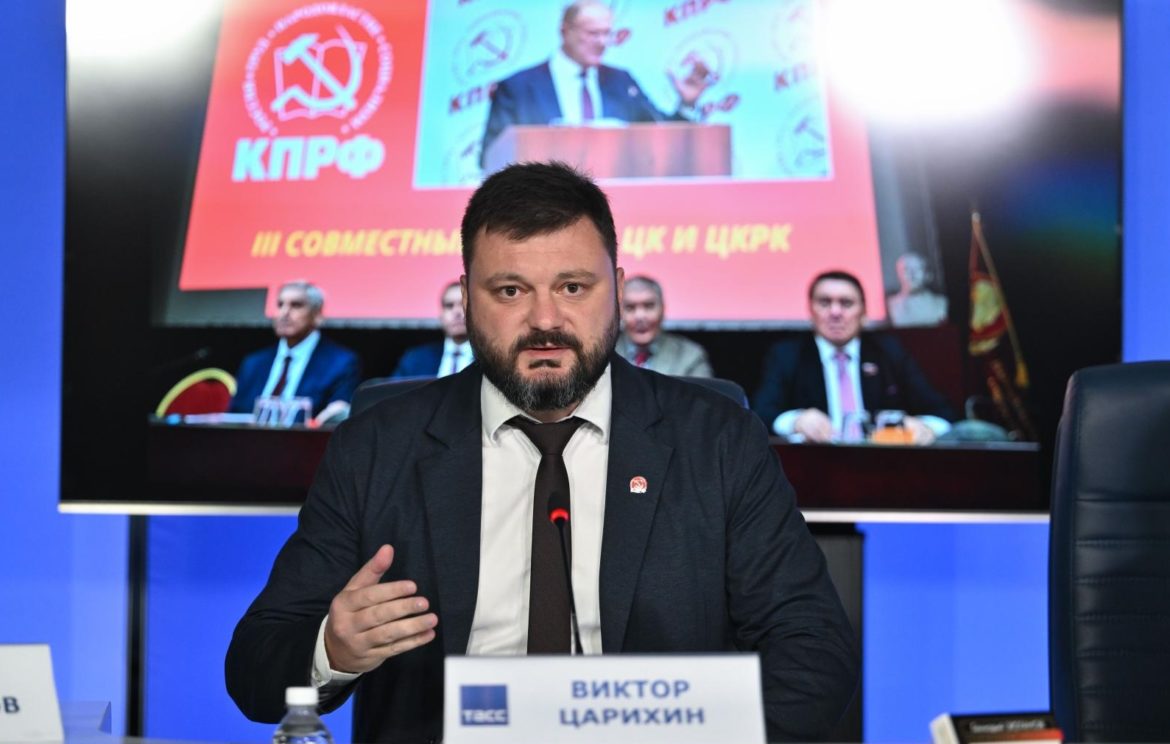 Виктор Царихин: «Выход из кризиса — социализм»